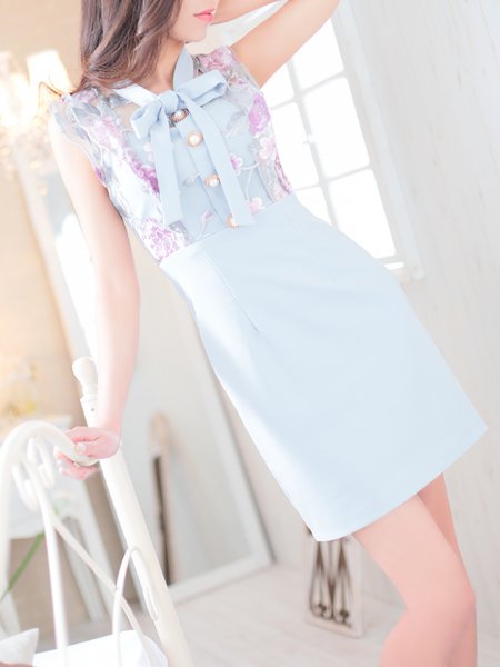 美月カレンさん